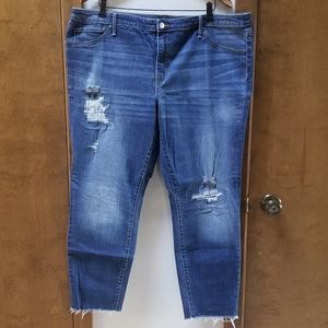 Womens Ava & Viv Jenning 22W destressed jeans